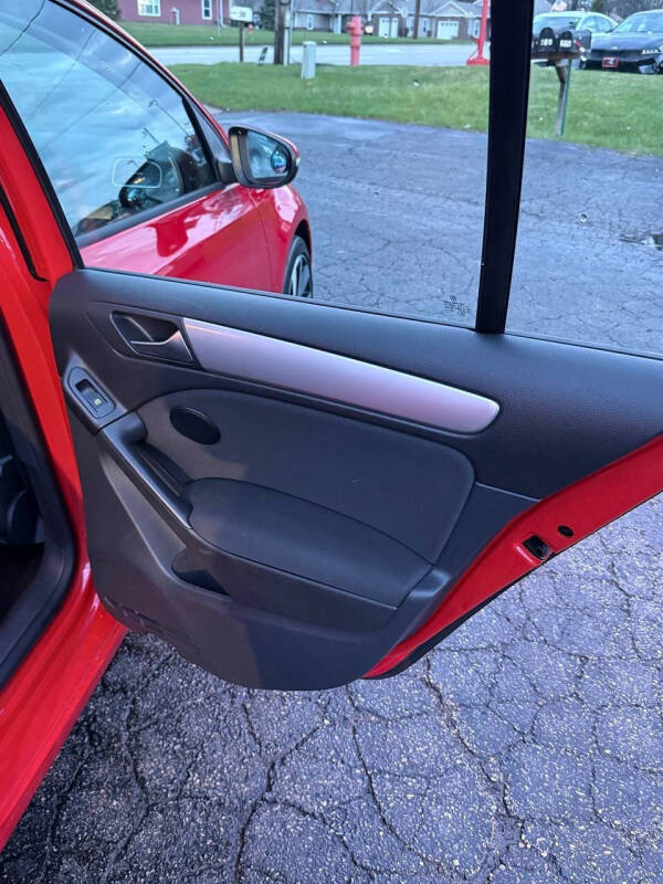 2013 Volkswagen Golf 2.5L PZEV