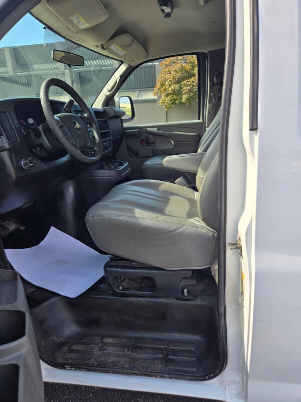 2011 Chevrolet Express 2500