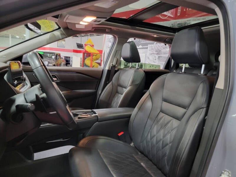 2023 Nissan Rogue Platinum