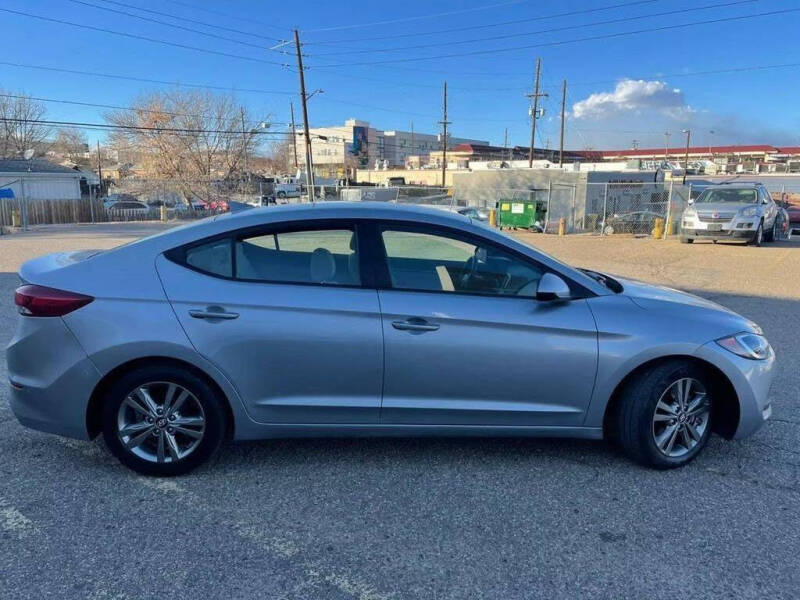 2017 Hyundai Elantra