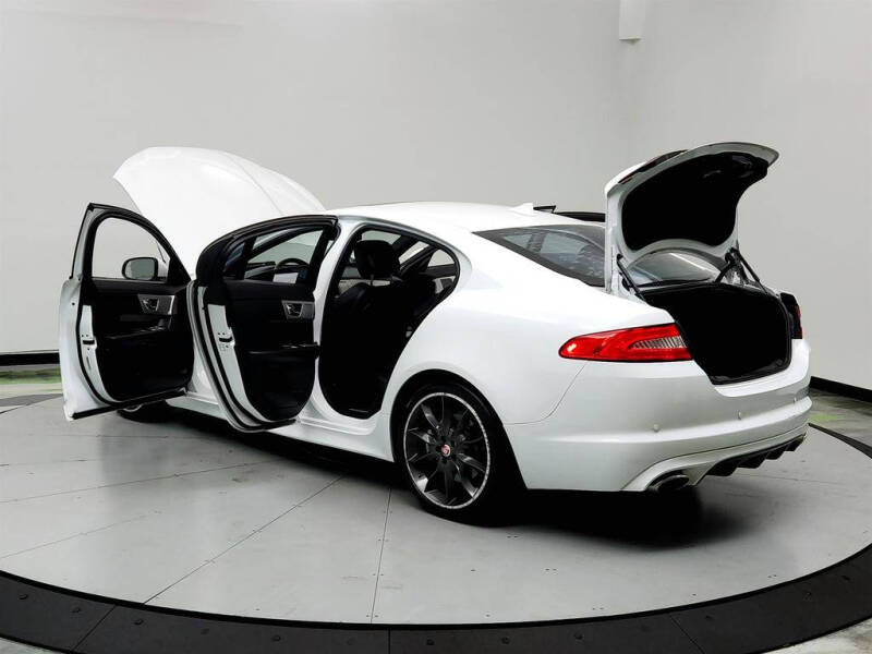 2015 Jaguar XF 3.0 Sport