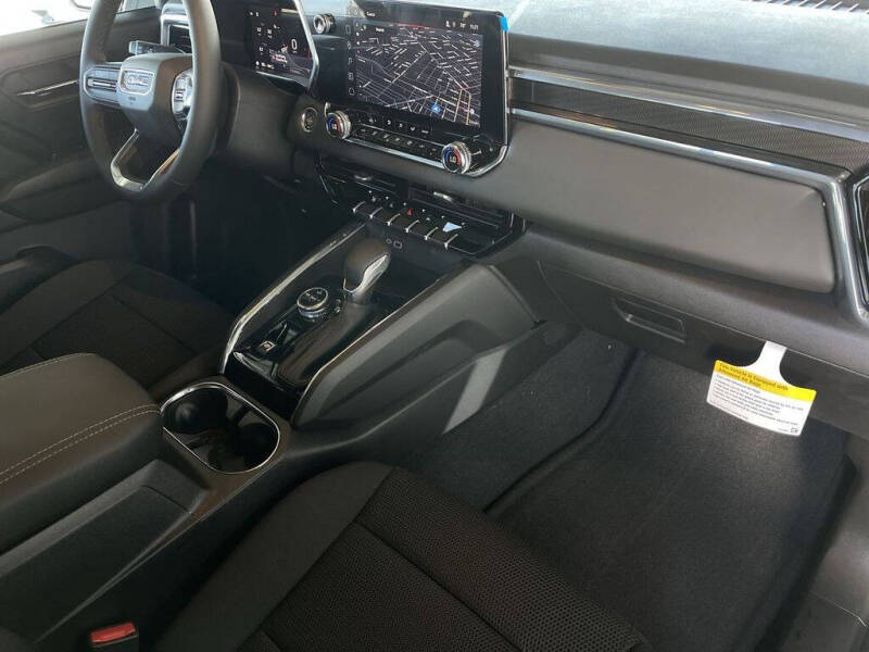 2025 GMC Canyon Elevation