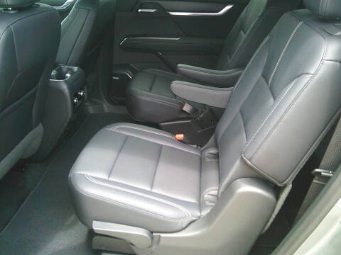 2024 GMC Acadia Elevation