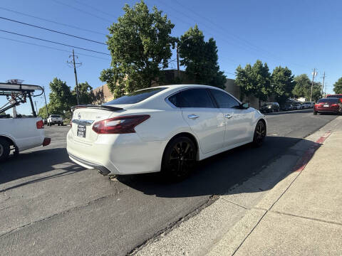 2017 Nissan Altima 2.5 SR