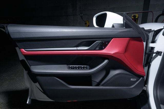 2021 Porsche Taycan Turbo