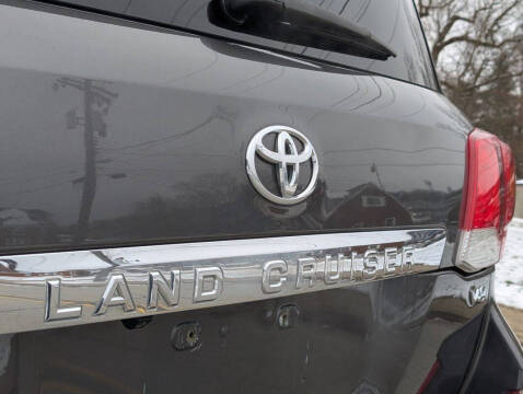 2013 Toyota Land Cruiser