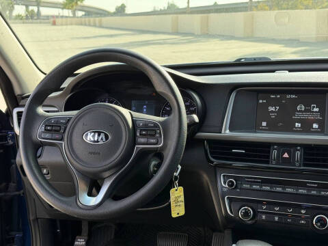 2018 Kia Optima LX