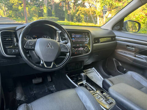 2017 Mitsubishi Outlander SE