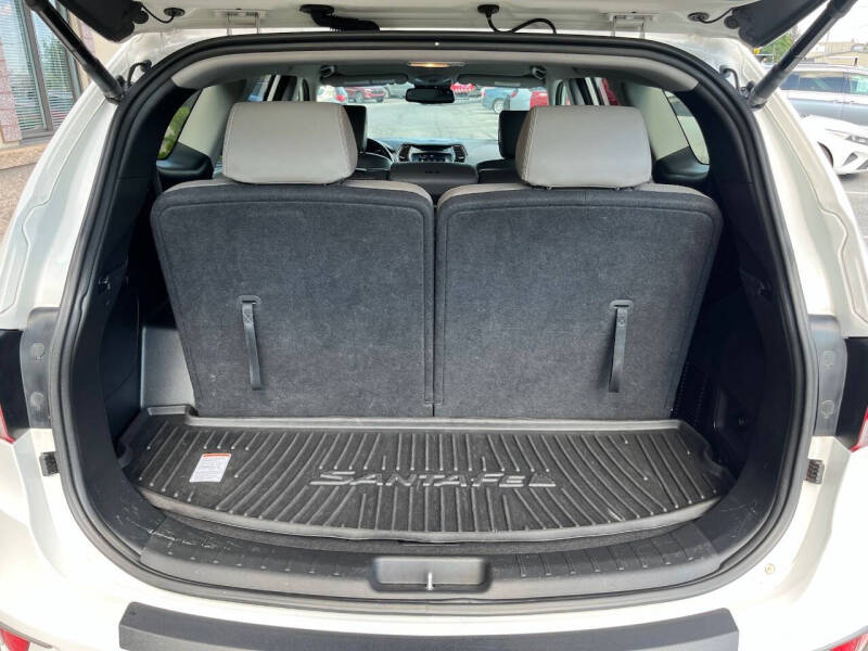 2018 Hyundai Santa Fe SE