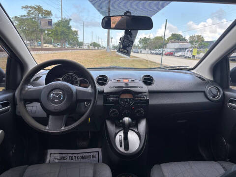 2013 Mazda MAZDA2 Sport