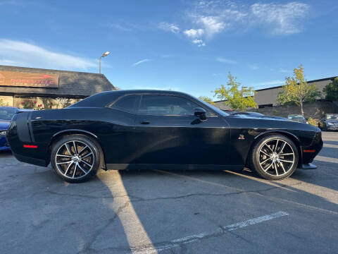 2016 Dodge Challenger R/T Scat Pack