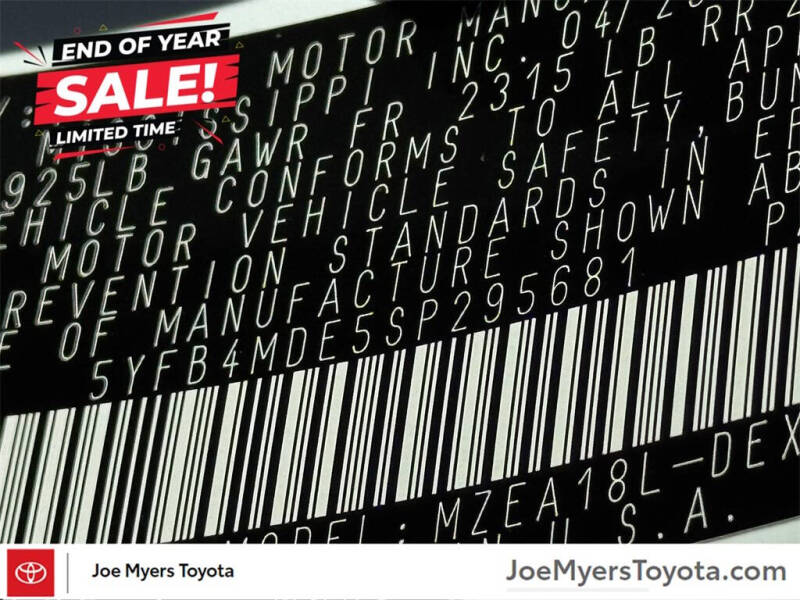 2025 Toyota Corolla LE