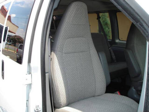 2017 Chevrolet Express LT 3500
