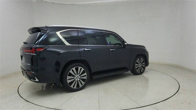 2024 Lexus LX 600 Luxury