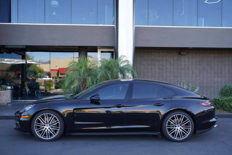 2017 Porsche Panamera