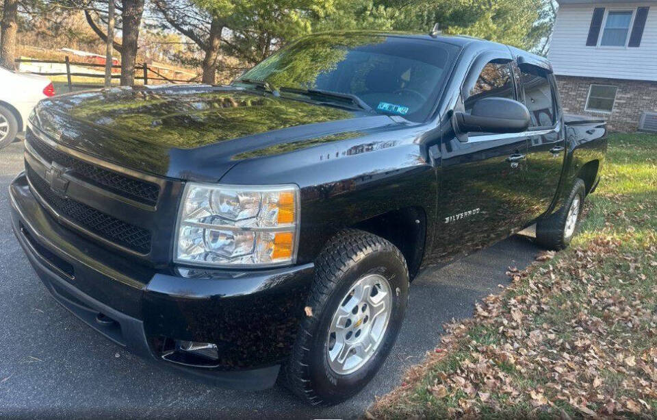 2011 Chevrolet Silverado 1500 for sale at COLLEGE MOTORS LLC in South Bend, IN