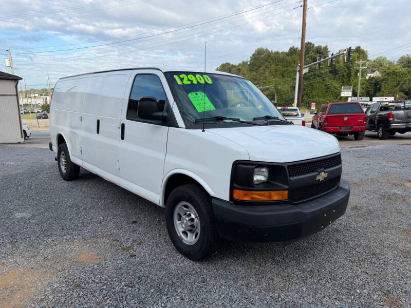2015 Chevrolet Express Cargo Work Van's photo