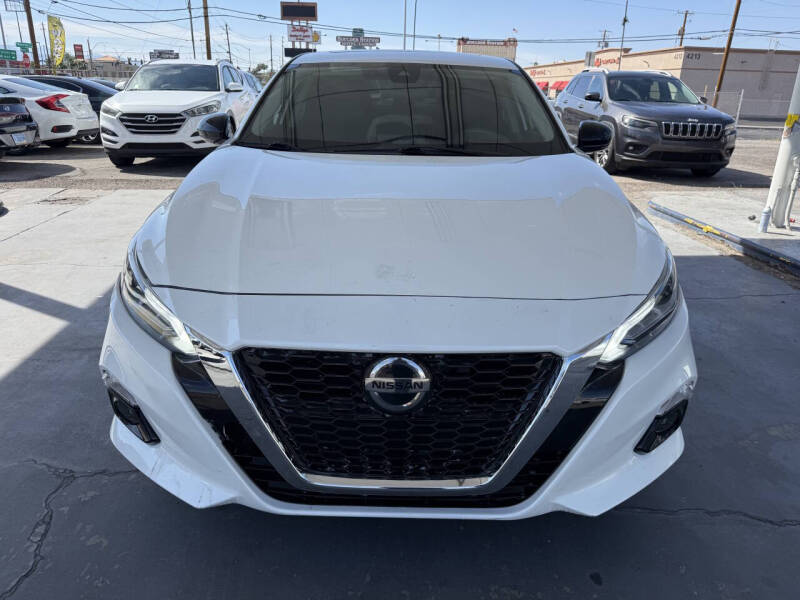 2022 Nissan Altima 2.5 SR