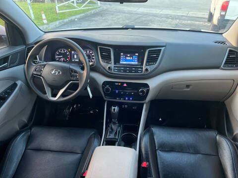 2018 Hyundai Tucson SE