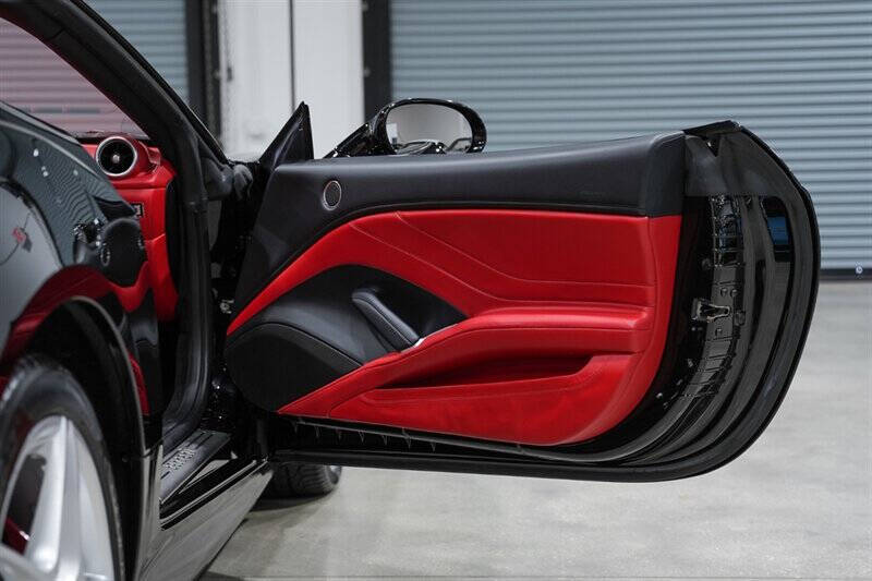 2015 Ferrari California T