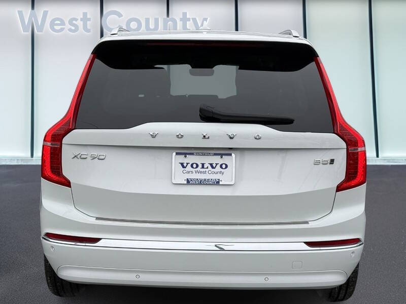 2023 Volvo XC90 B5 Plus Bright Theme