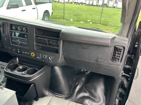 2017 Chevrolet Express 2500