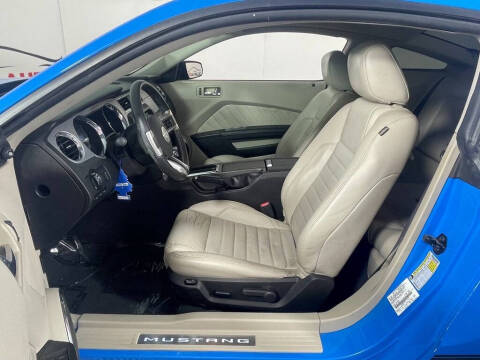 2010 Ford Mustang V6