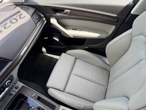 2025 Audi Q5 quattro S line Prem Plus 45 TFSI