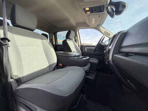 2023 RAM 1500 Classic SLT