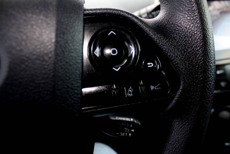 2020 Toyota Prius LE