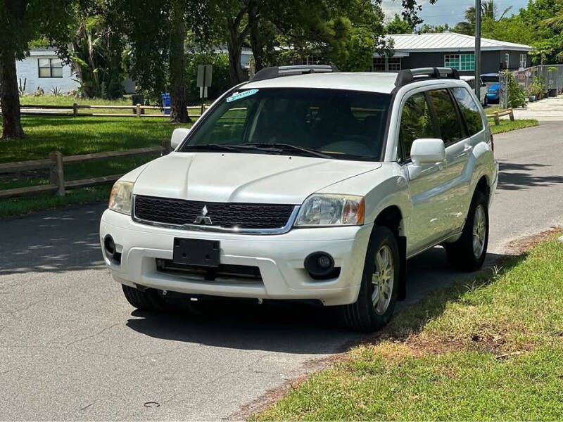 2011 Mitsubishi Endeavor LS