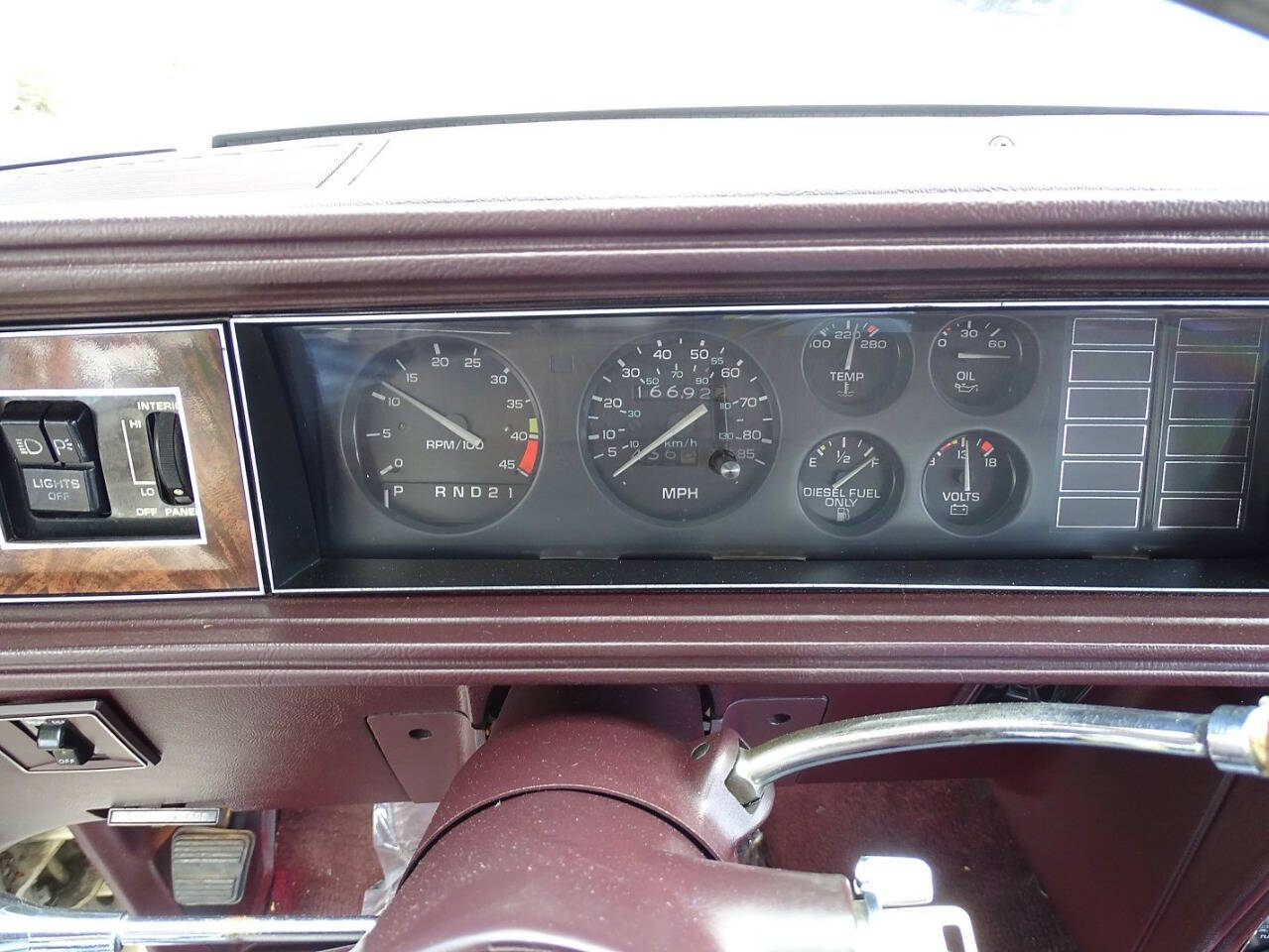 1985 Oldsmobile Cutlass Supreme 21