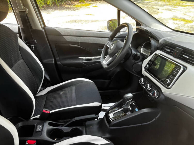 2021 Nissan Versa SV