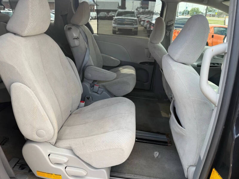 2014 Toyota Sienna