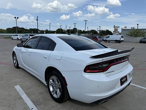 2015 Dodge Charger SE