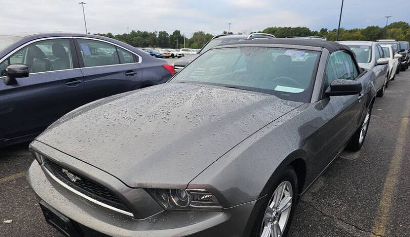 2013 Ford Mustang V6