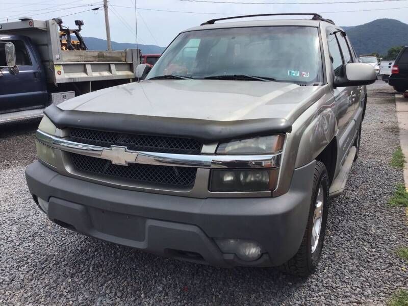 2002 Chevrolet Avalanche for sale at Troy's Auto Sales in Dornsife PA