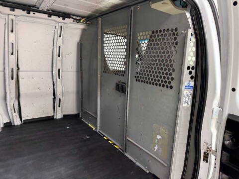 2017 Chevrolet Express 2500