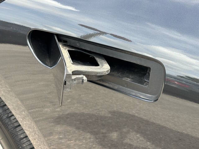 2023 Mercedes-Benz EQE 28