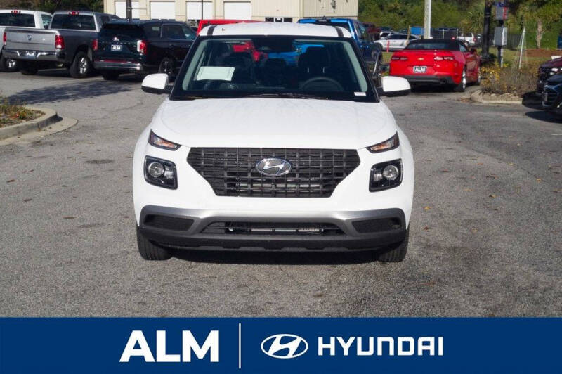 2026 Hyundai Venue SE