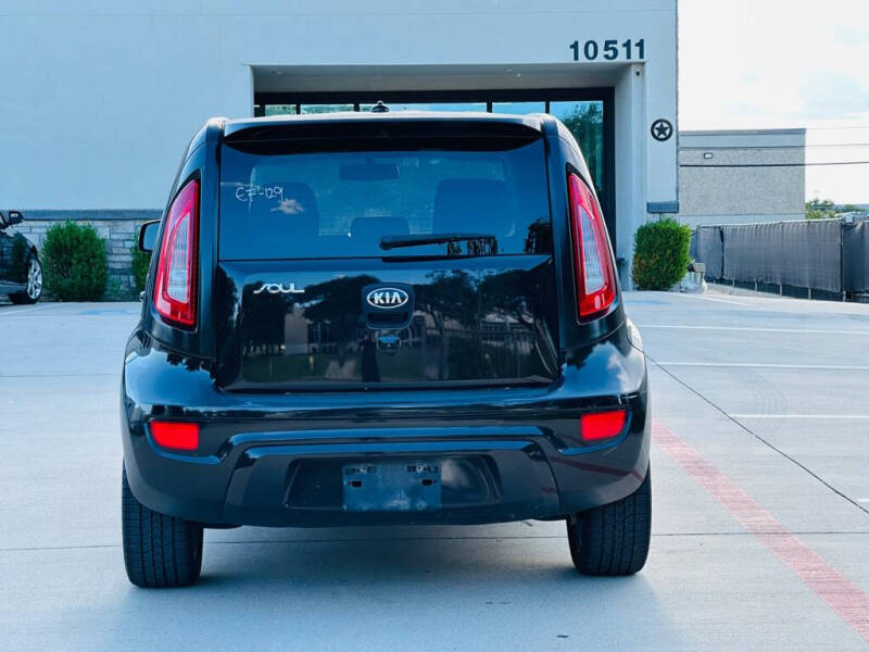 2013 Kia Soul +