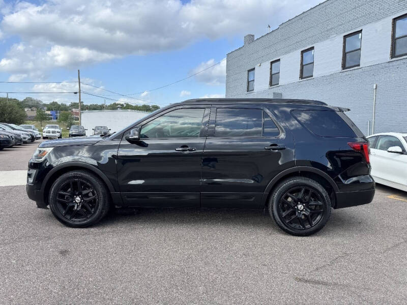 2016 Ford Explorer Sport