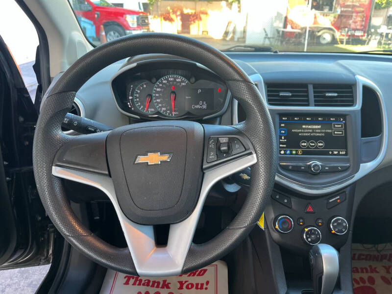 2019 Chevrolet Sonic LS photo 10