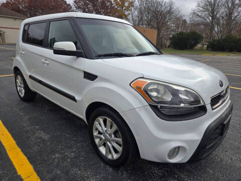 2013 Kia Soul +