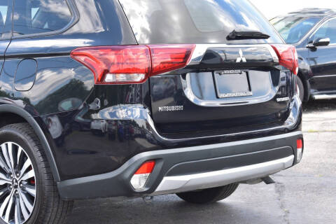 2018 Mitsubishi Outlander ES