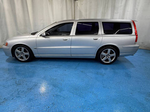 2005 Volvo V70 R