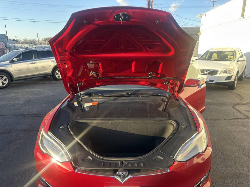 2020 Tesla Model S Long Range