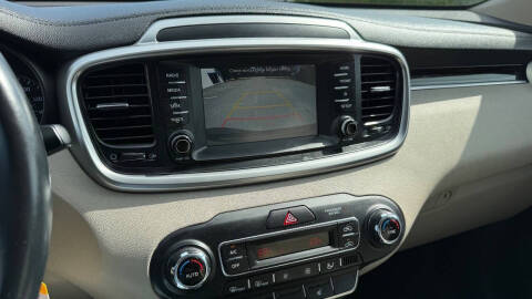 2020 Kia Sorento LX
