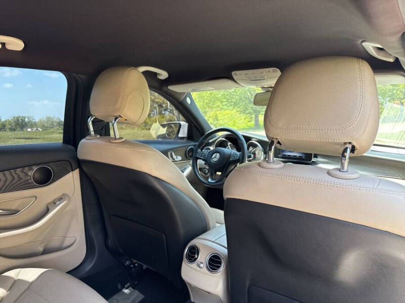 2016 Mercedes-Benz C-Class
