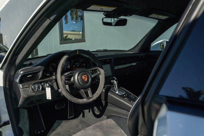 2019 Porsche 911 GT3 RS